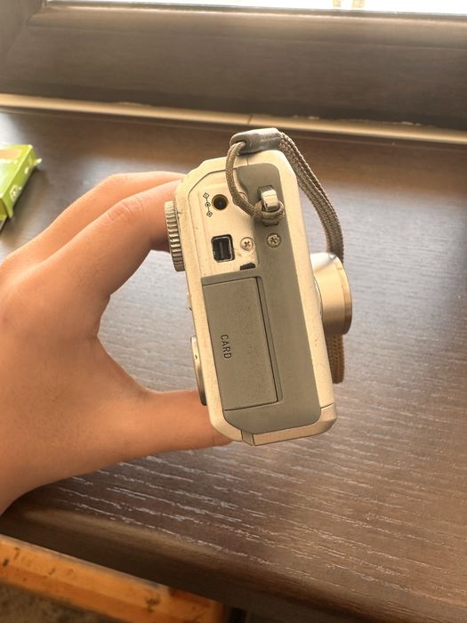 Цифровая мыльница Casio Exilim Z110