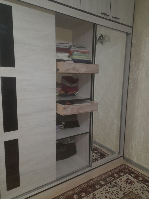 Продается шкаф купе