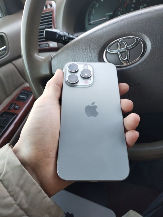 Срочно продам iPhone 15 pro max