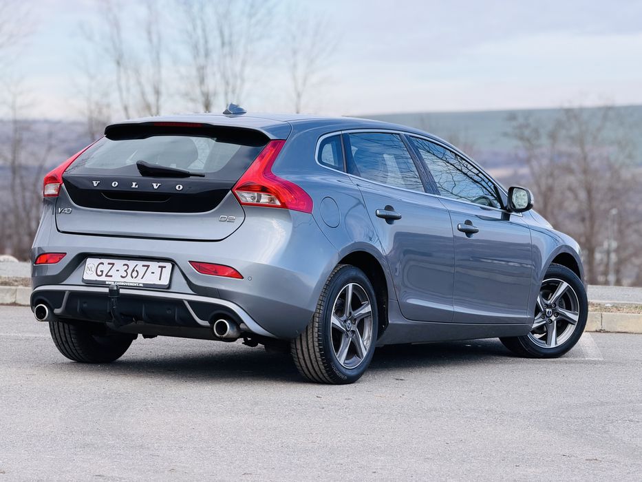 Volvo v40 R DESIGN, 2.0 Diesel, 2016, euro 6