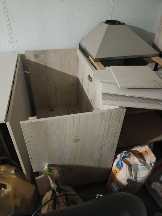 Продам кухонный шкаф