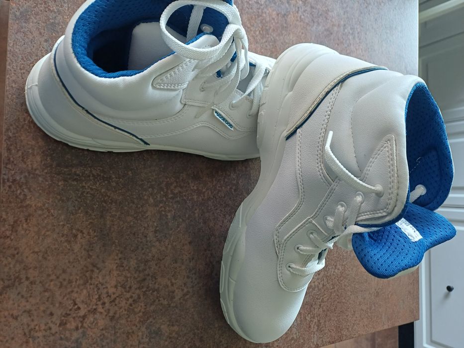 Bocanci cu protecție