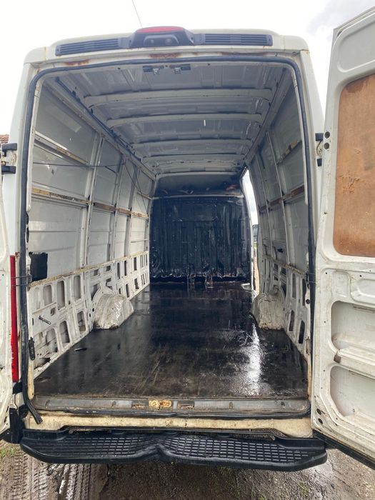 Iveco daily motor 2.3 hpi .