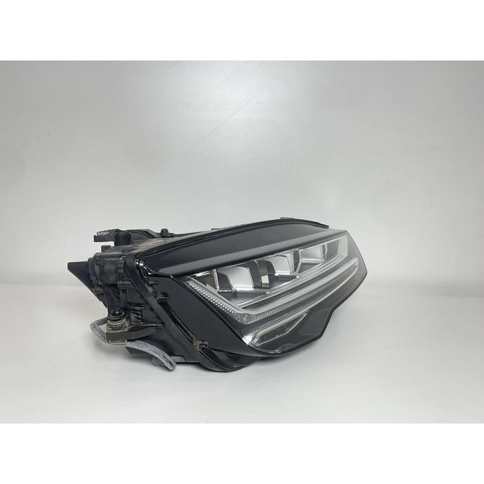 Десен фар за audi a7 4g - 4g8941034j
