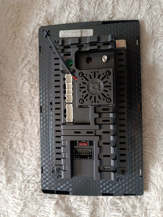 Монитор Тойота Ленд Крузер