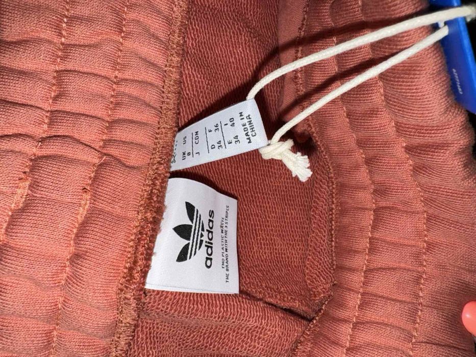Спортни дамски  къси панталони Adidas