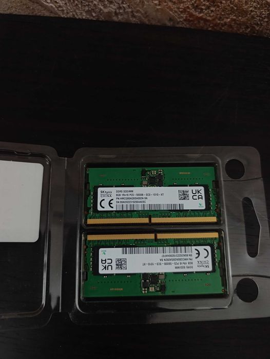 Vând 2 x 8GB DDR5 RAM SK Hynix (16GB total)