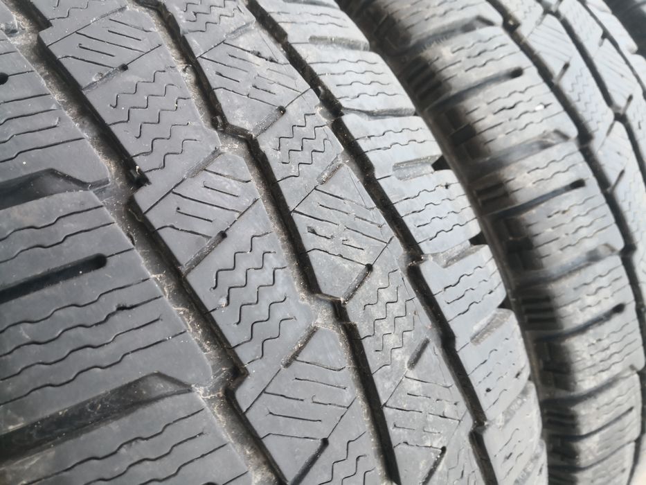 235 65 16 C гуми за бус 16 цола Michelin dot 22