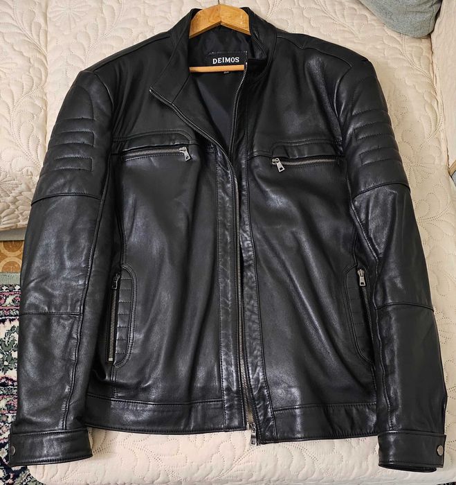 Мъжко яке от Естествена Кожа, в Черно и Кафяво. Перфектно състояние.