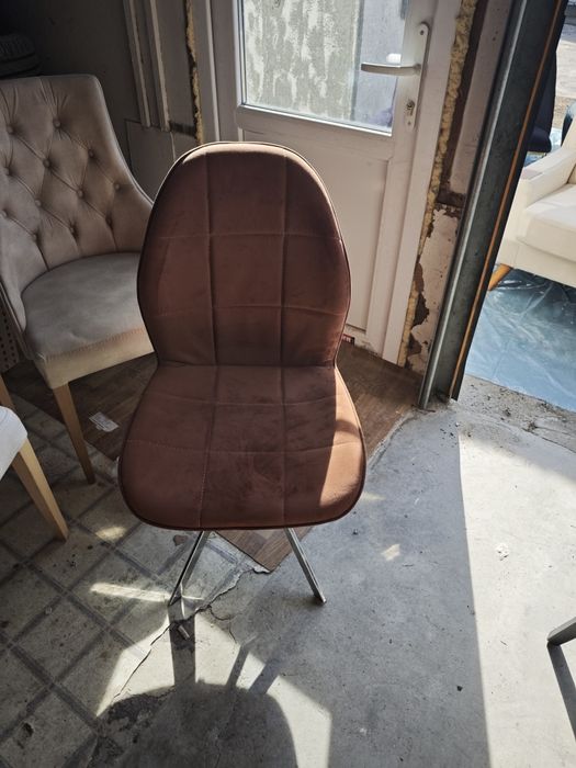 Кресла и дивани чисто нови