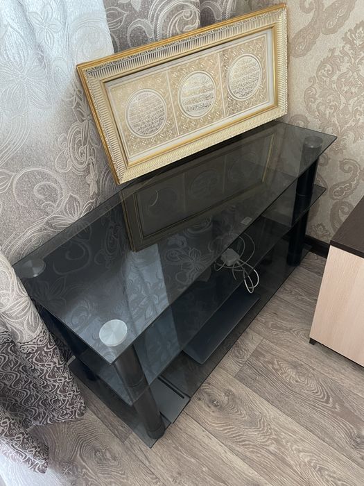 Подставка телевизора