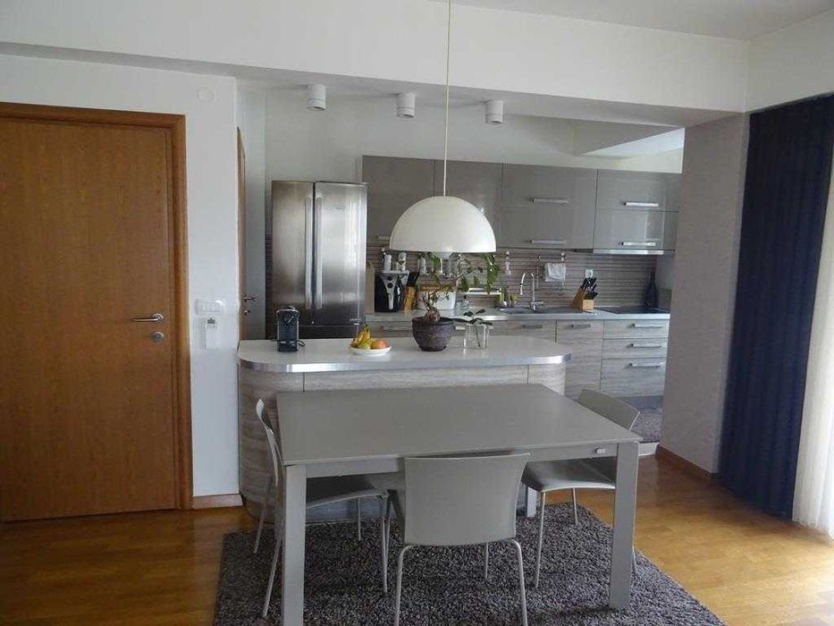 Дава се под наем Двустаен апартамент в Бургас, Изгрев - 54 кв.м за 178.5 € - Снимка #2