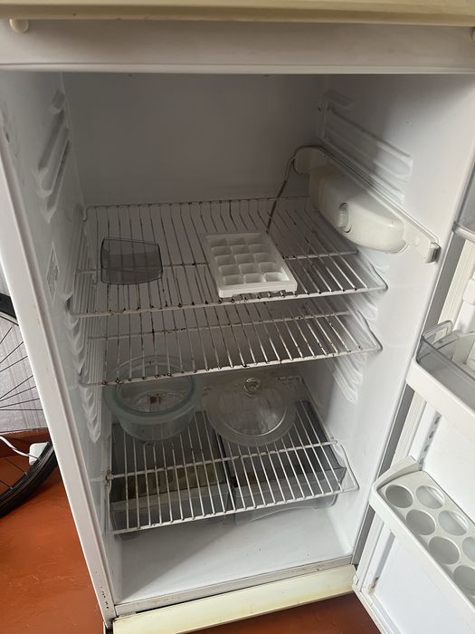 Продам холодильник минск