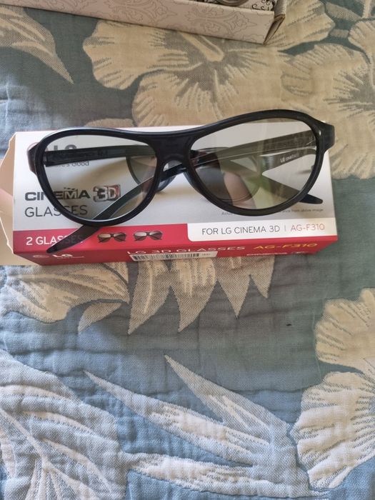 Продаю Очки 3D новый