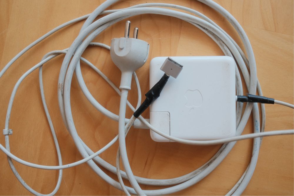 MacBook Pro 15” Retina (Mid 2014) / i7 / 16 GB / 750M