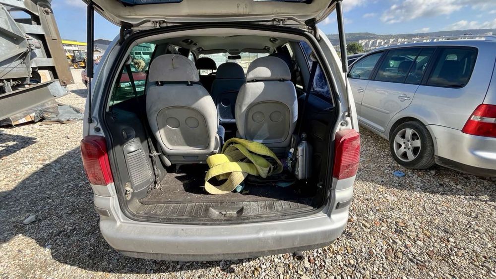 Seat Alhambra Мотор Скоростна кутия Фар Калник Врата Брава Дръжка Стоп