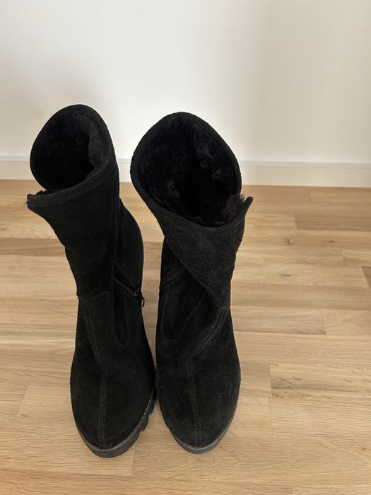 Cizme piele intoarsa