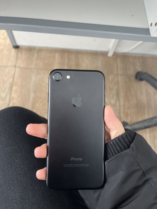 Iphone 7 256gb stare buna,are folia pe fata sparta doar