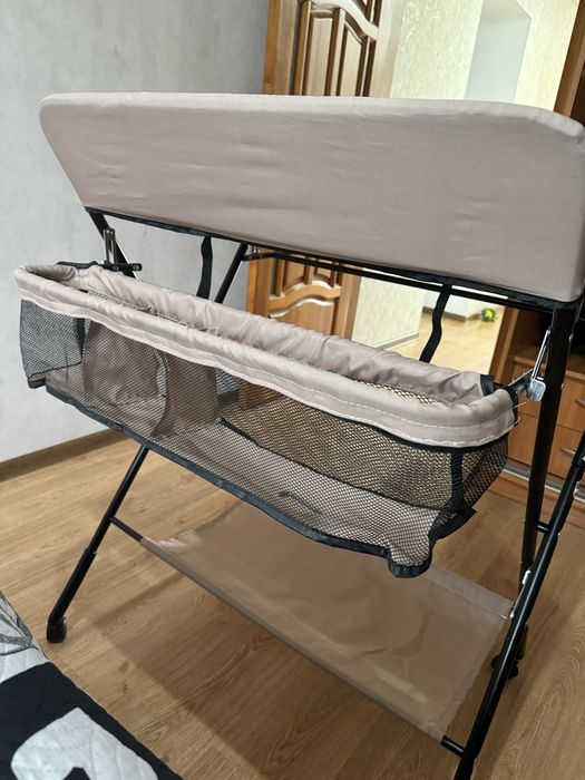 Пеленальный столик складной