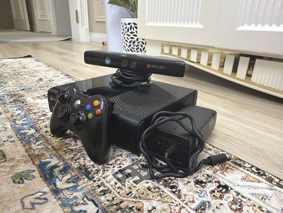 Xbox 360+kinect. Va kop oyinlar