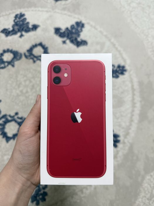 Продам 11 айфон в отличном состоянии