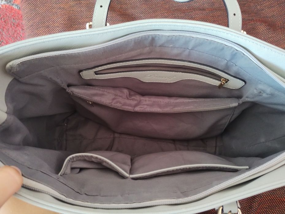 Дамски чанти и раница