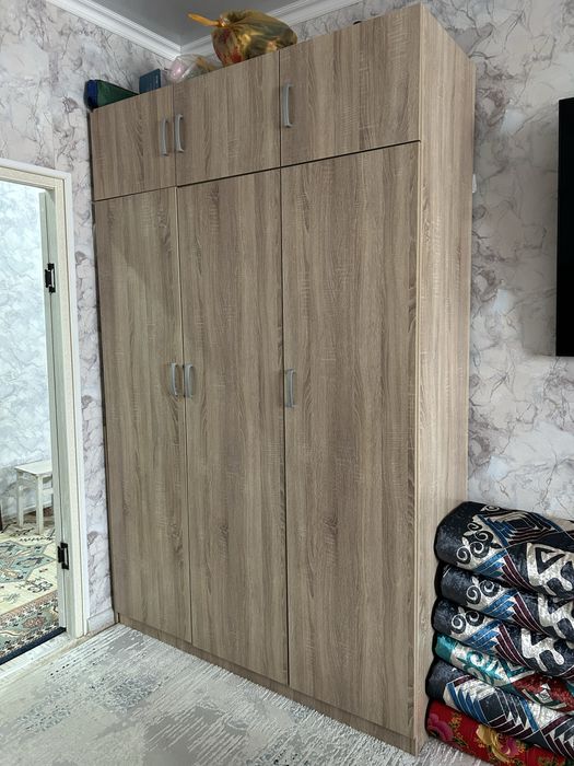 Продается шкаф/шифоньер