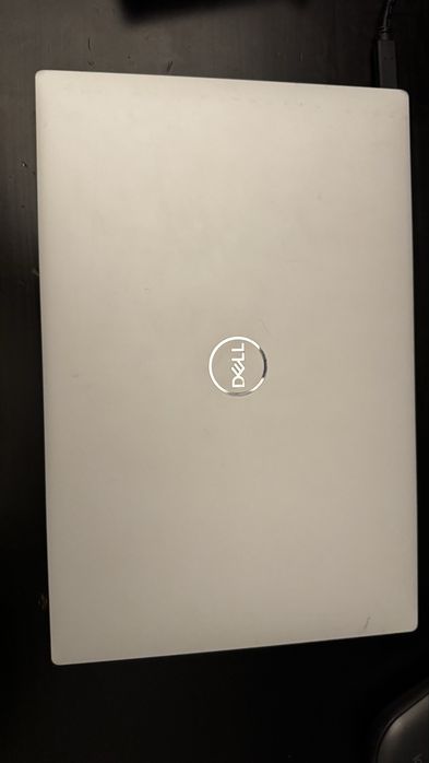 Dell XPS 13 9300 16gb/1TB; Ecran 4k; Intel I7 10th Gen