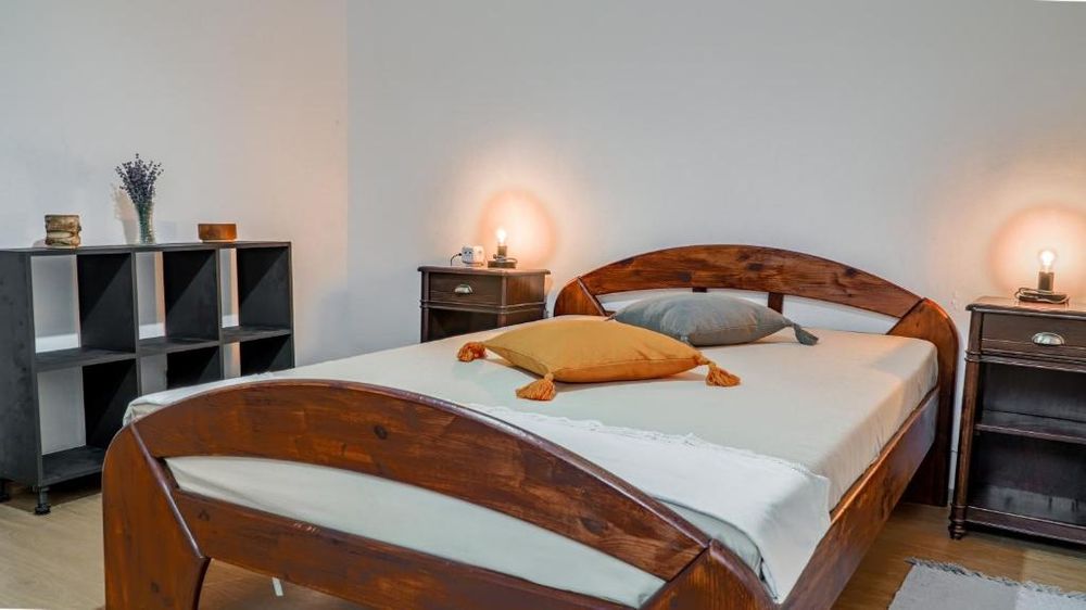 Apartament de închiriat