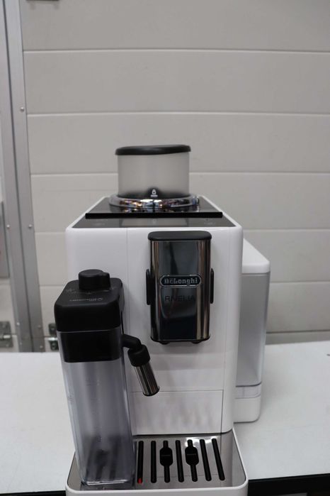 Кафеавтомат Delonghi Rivelia EXAM440.55.W 1450W, LatteCrema Hot, 19bar