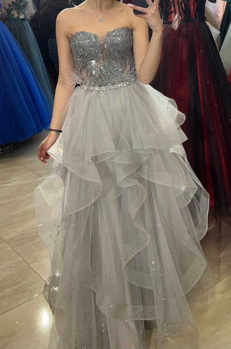 Сребриста бална рокля
