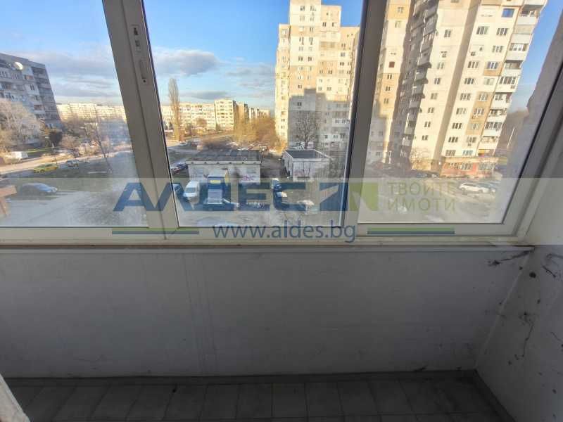 Продава се непреходен тристаен ап. в Люлин 10 срещу Парка!