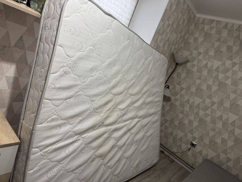Продам Матрац 1600х2000