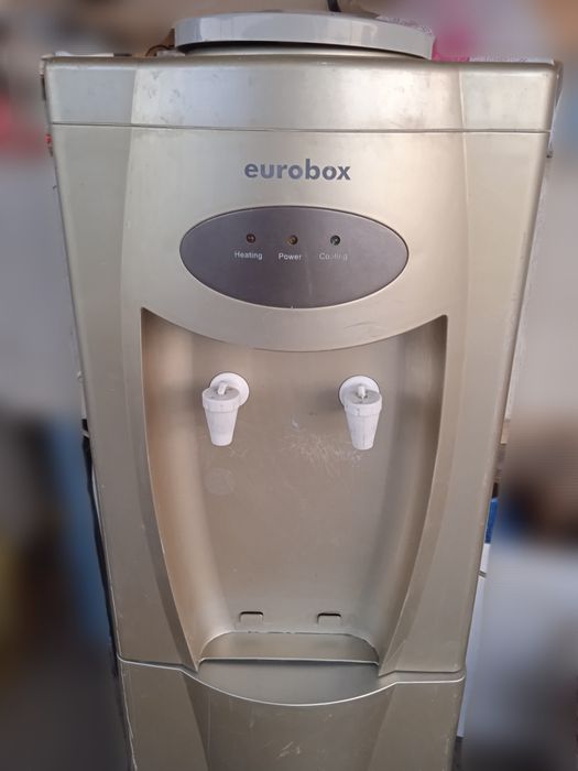 Кулер диспенсер пурифайер водомат