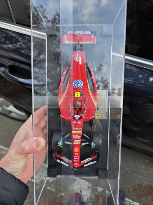 Mașinii de colecție noi