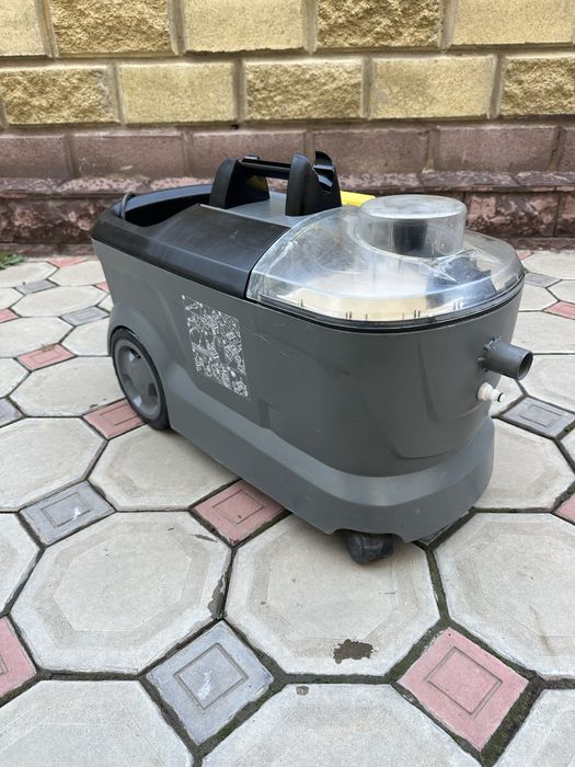 Химчистка Karcher Puzzi 10/1