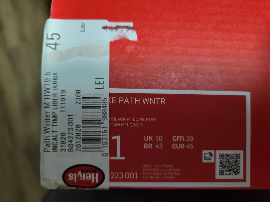 Adidași Nike path winter marime 44- 44,5