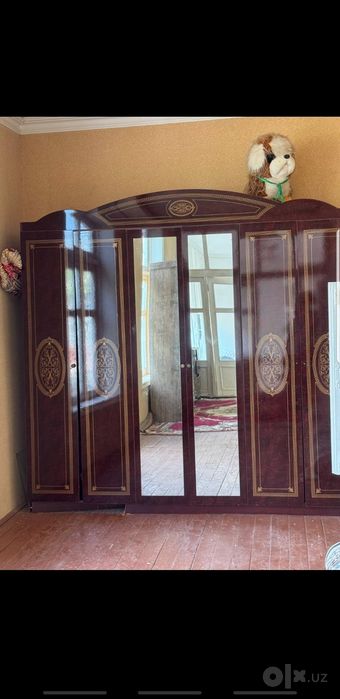 Стол стул сотилади холати яхши