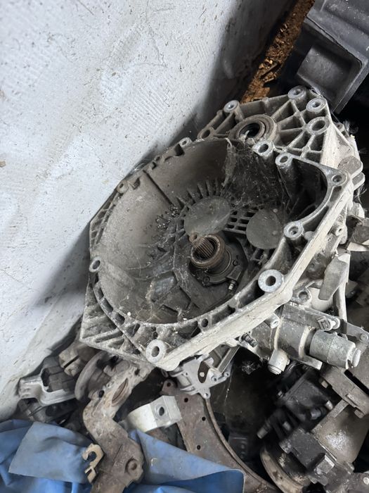 Cutie de viteze opel insignia