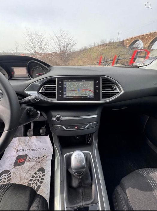 Peugeot 308 1.6 HDI 120 коня 2015г.