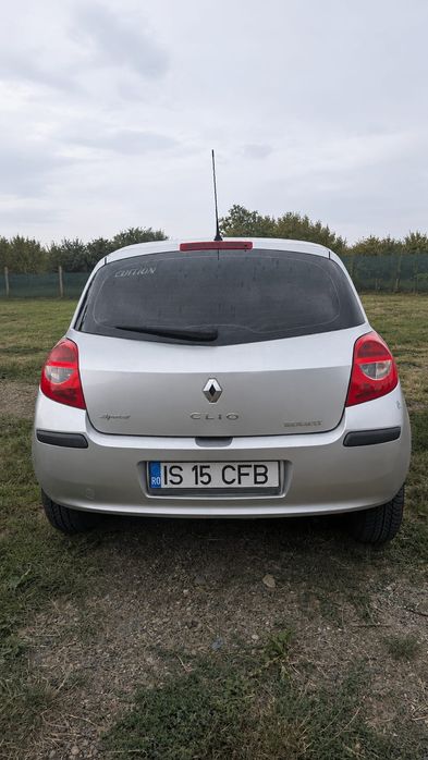 Vând Renault Clio 3