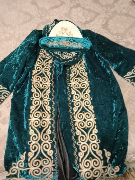 Мужские шапаны новый