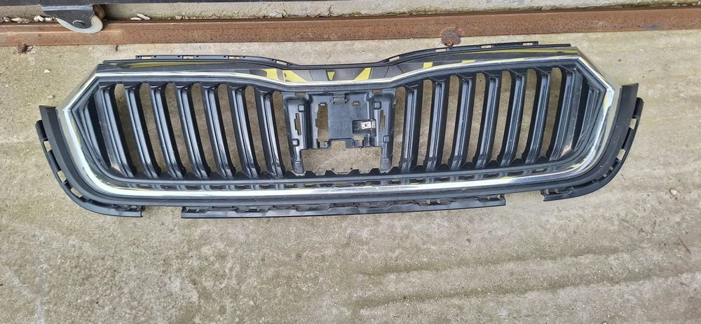 grila radiator oe skoda octavia 4 2020→ negru 5e3853653zd4