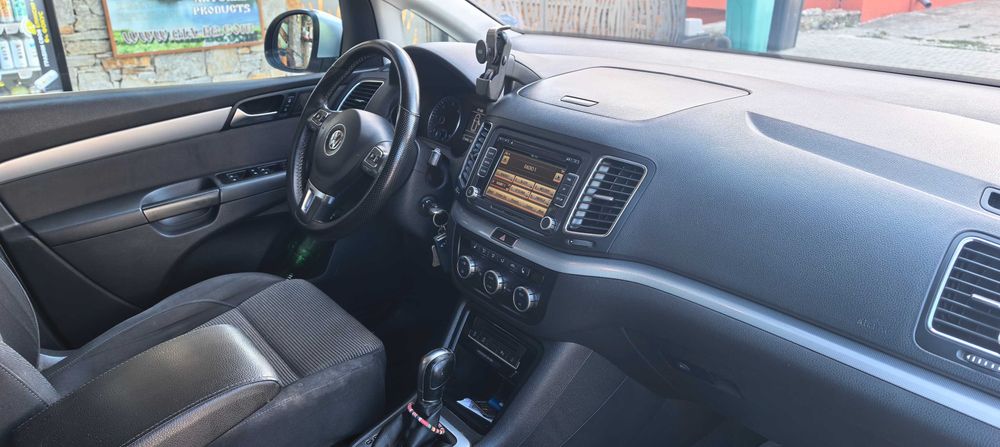 Продавам VW Saran