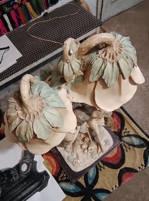 Страхотна Порцеланова Винтидж Настолна Лампа