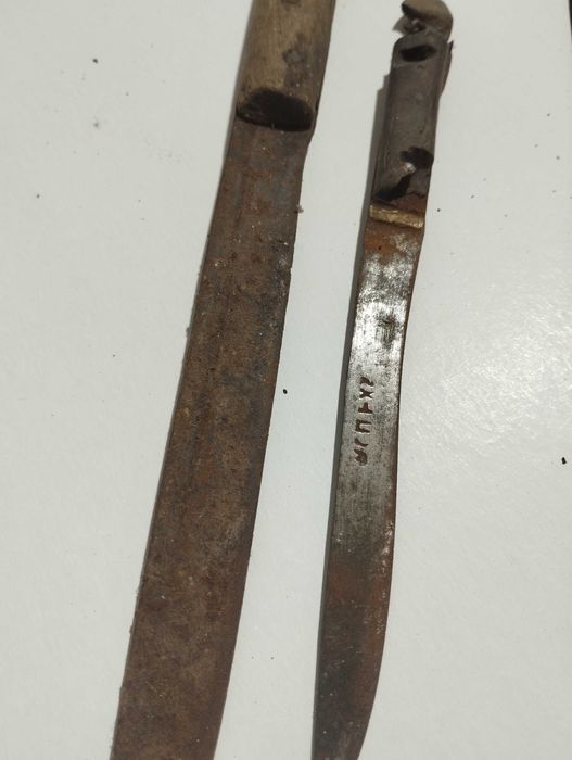 Нож . Ножчета . Ножки