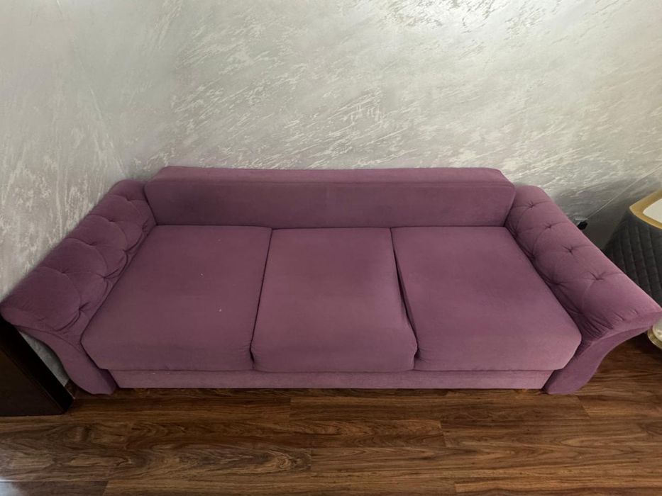 Продаю Диван в хорошом состоянии