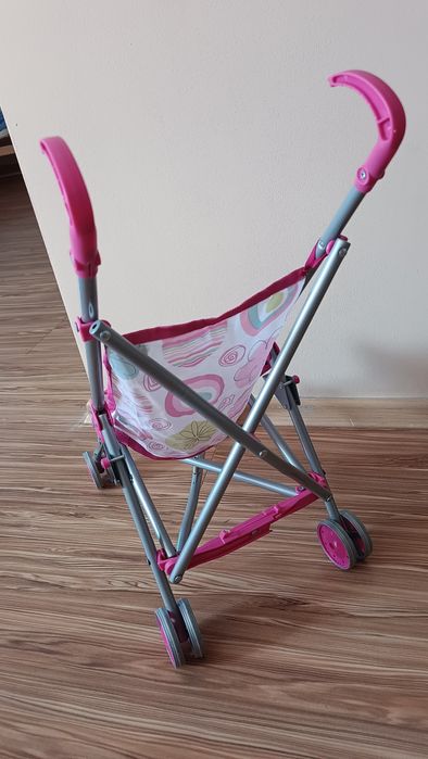 Количка за кукла