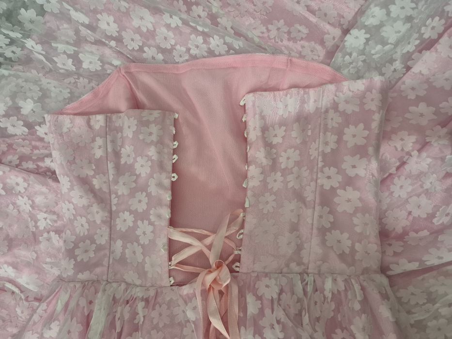 Платье в пол на выпускной или свадьбу