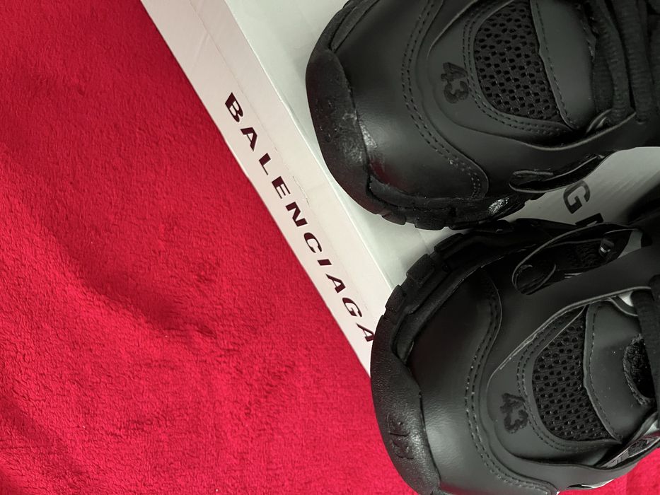 Balenciaga Track